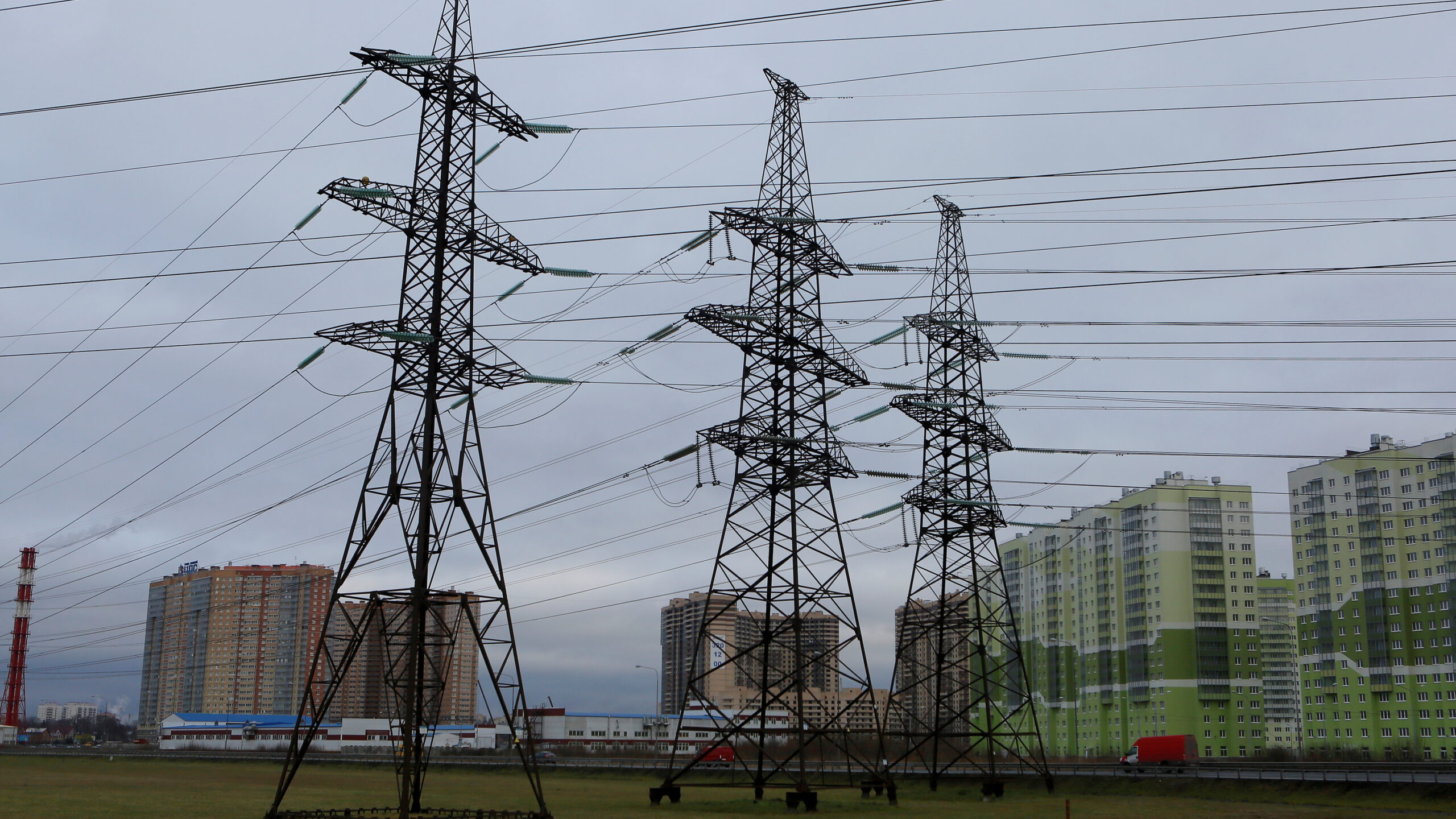 Перекосы в тарифах на электричество грозят Ленобласти многомиллиардными выплатами бюджета