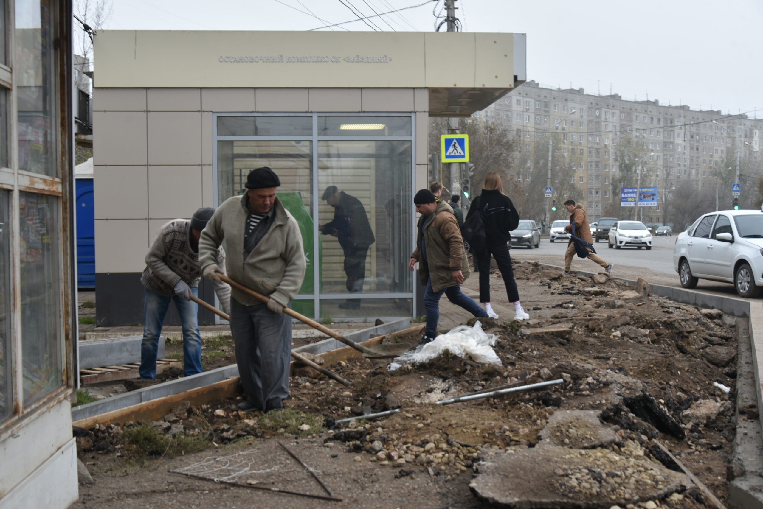 В Астрахани до конца года приведут в порядок свыше 30 остановок - АБН 24