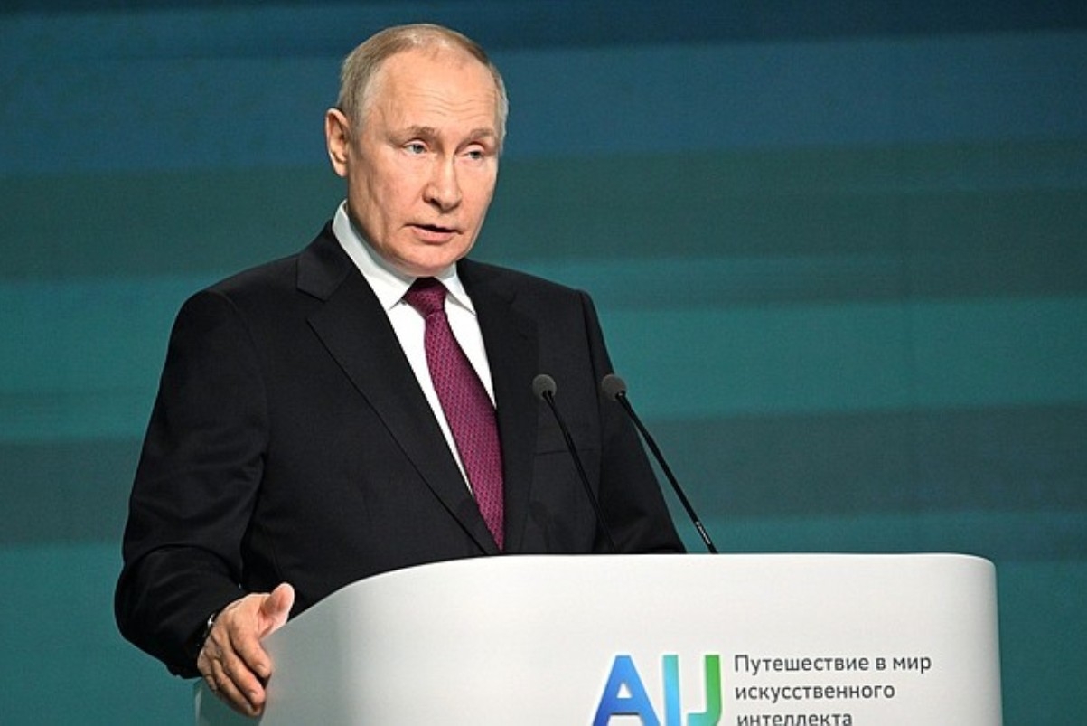 Путин заявил, что Москва сделала шаг вперед в цифровизации