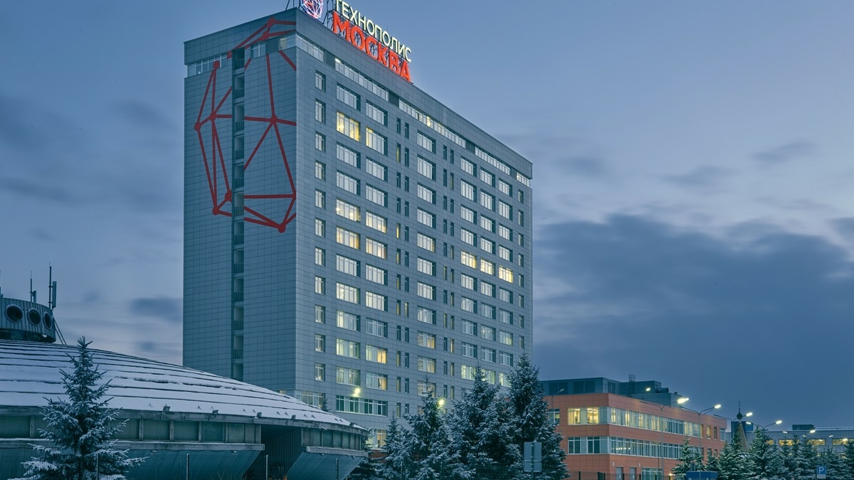 Резидент технополиса «Москва» расширяет производство изделий для скорой помощи