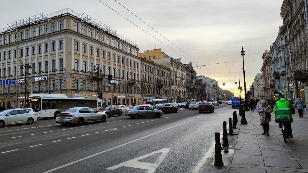 В Петербурге снизилась доля пустующих площадей стрит-ритейла до 8,4 процента