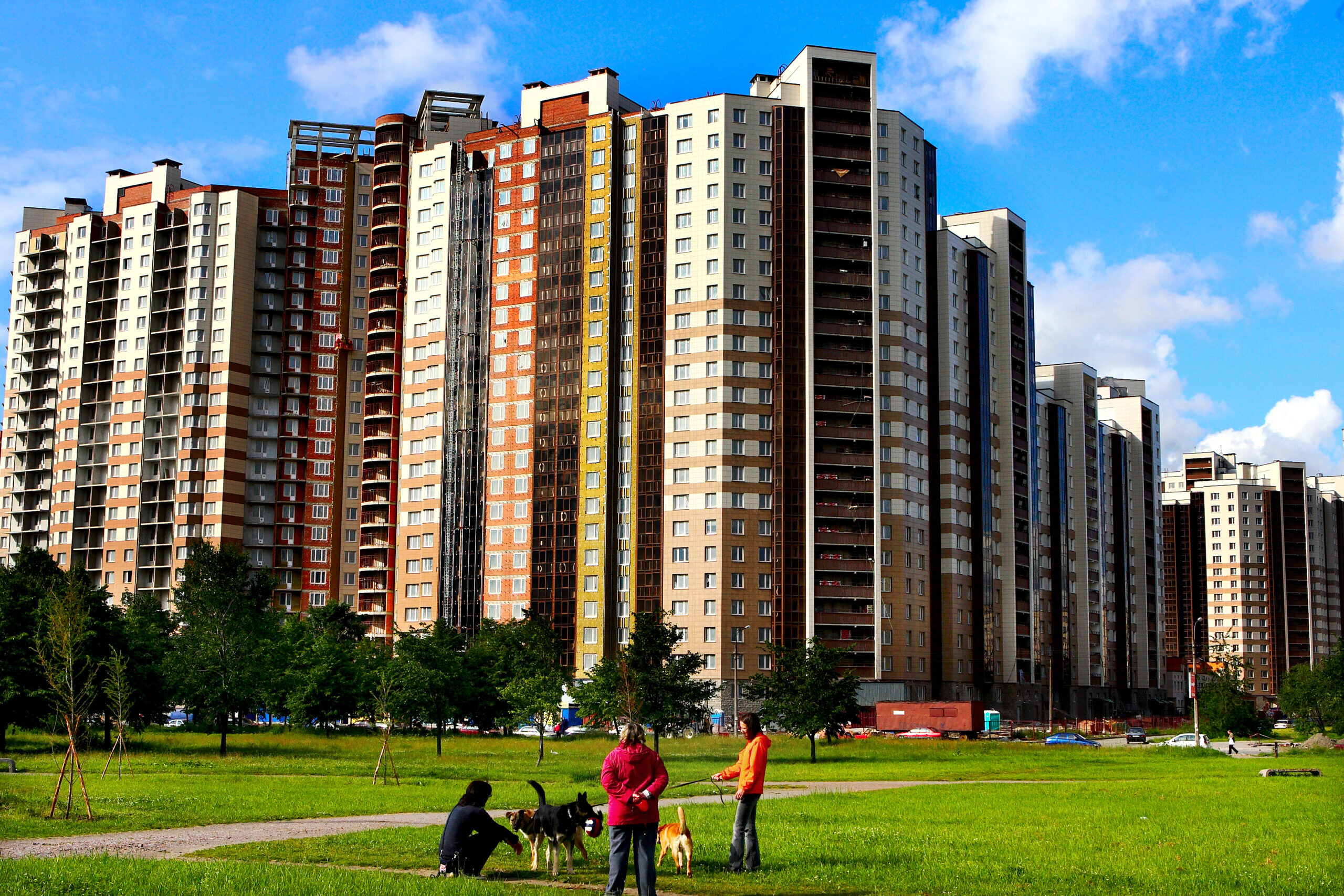 Самое дешевое жилье в городе. Вторичное жилье. Самое дешевое жилье в городе. Однокомнатная квартира в москве. Квартира недорогая.