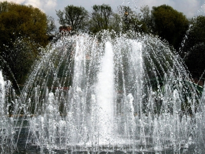 К 1 мая в Калуге запустят 15 фонтанов