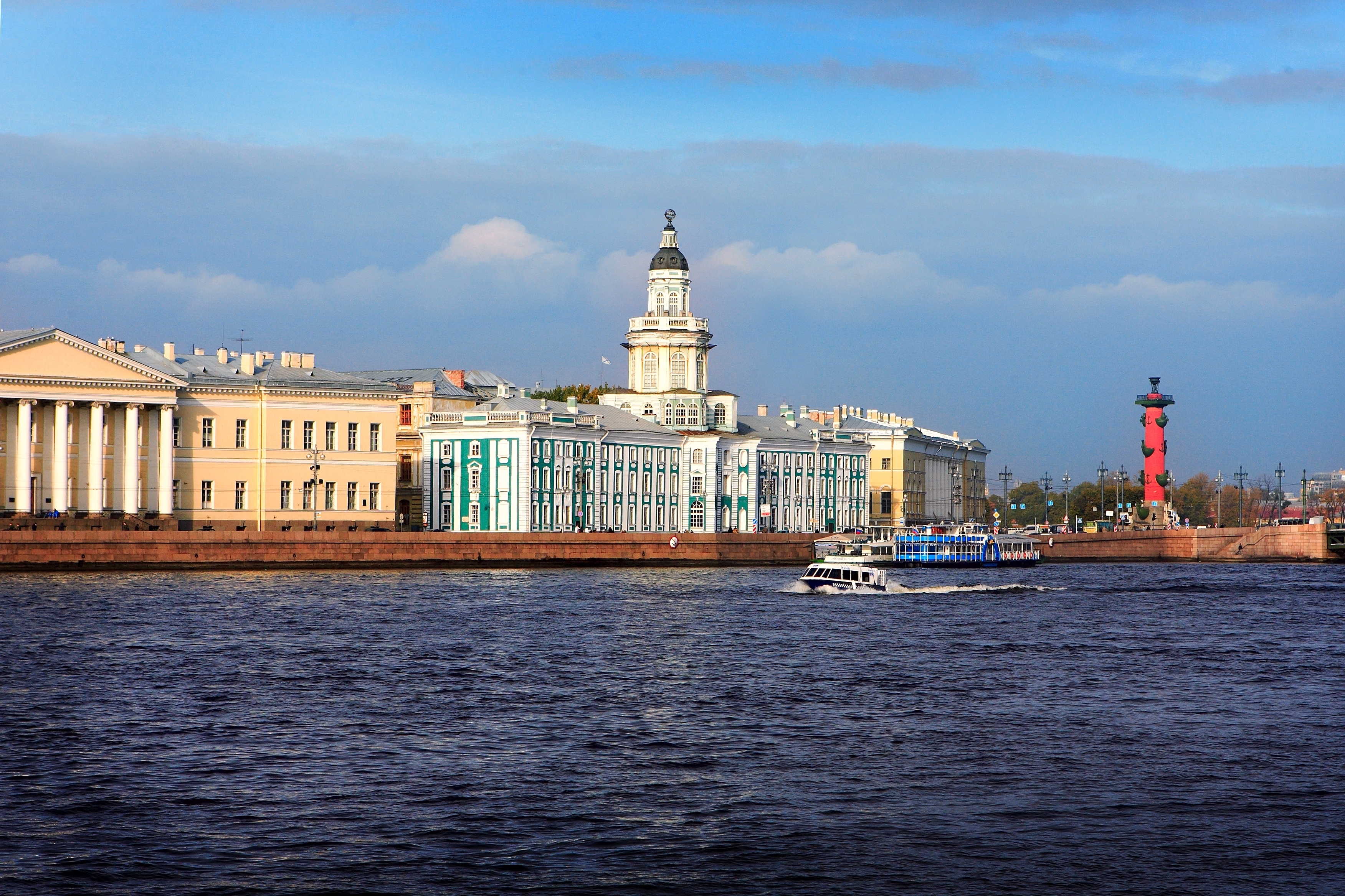 Петербург стали. Кунсткамера и Академия наук. Места в Питере. Питер Весна настоящая.