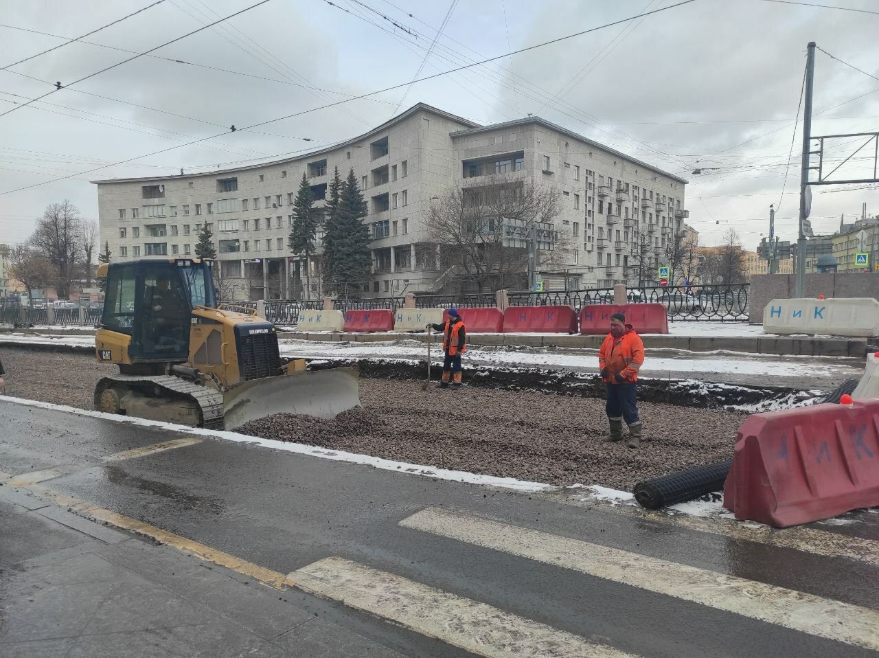 На дорогах Калуги обновили 13 тыс. кв. метров разметки - АБН 24