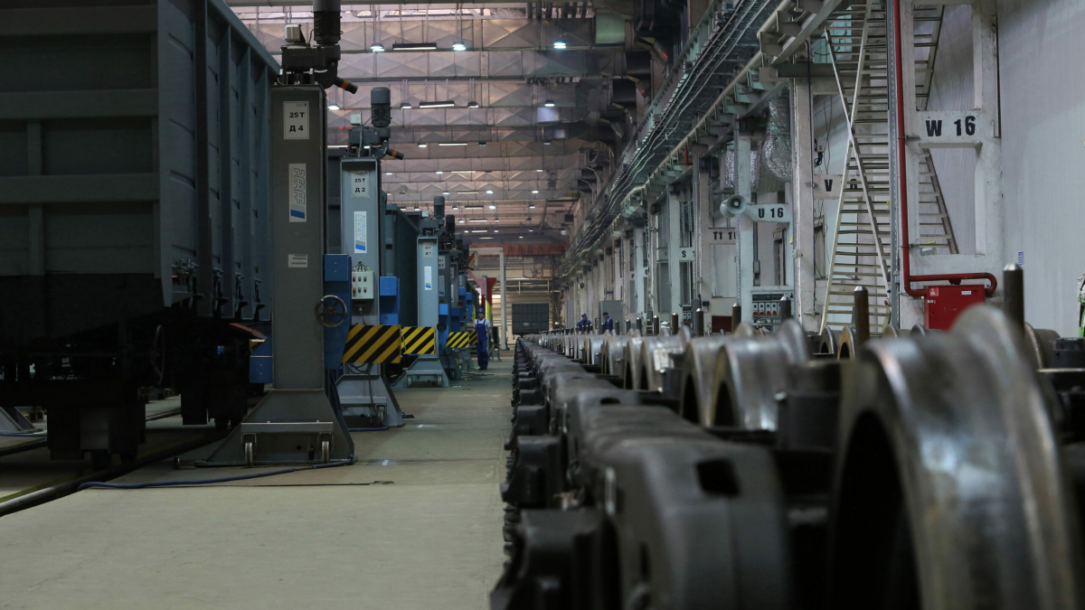 В Ленобласти открыли крупнейший вагоноремонтный завод