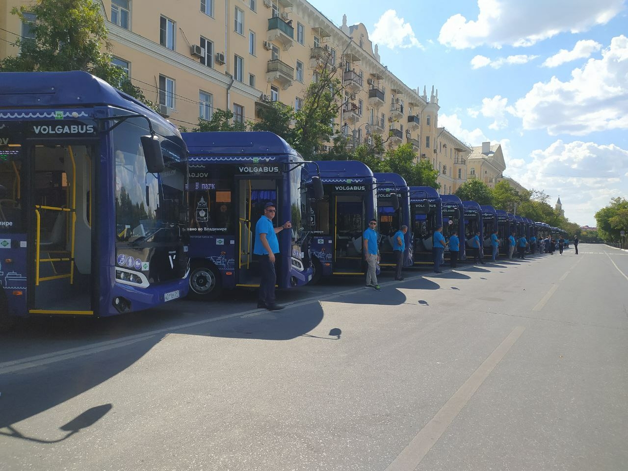 Первые автобусы среднего класса выйдут на улицы Астрахани 2 сентября - АБН  24