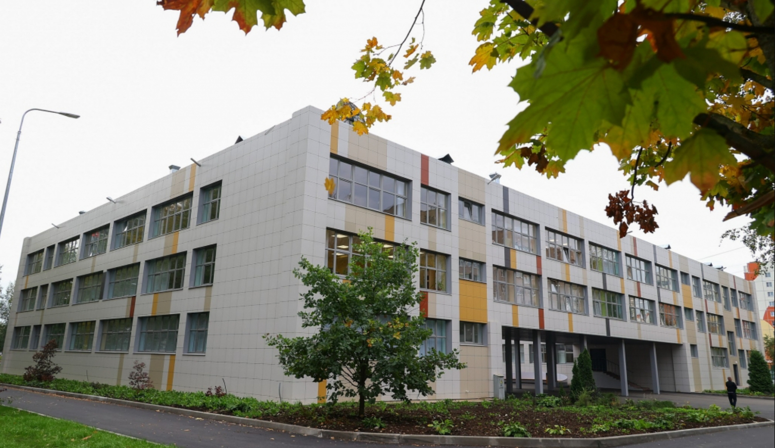 Гимназия исток великий новгород фото. Гимназия исток великий новгород фото. Маоу гимназия исток. Гимназия исток великий новгород фото. Маоу гимназия исток.