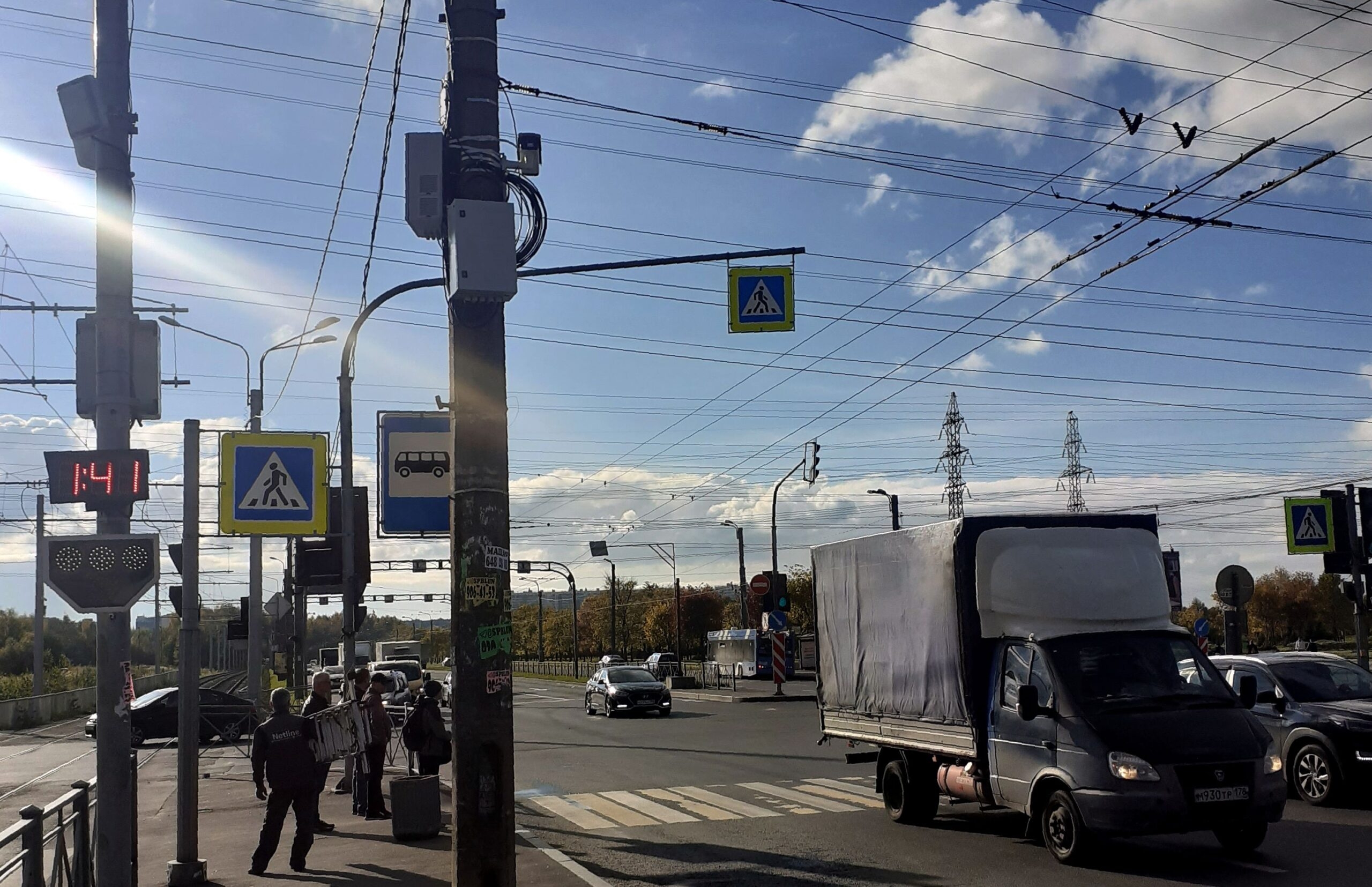 «Ростелеком» установит комплексы фиксации нарушения ПДД в Петербурге - АБН  24