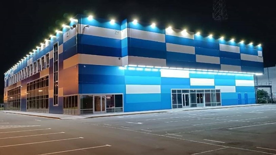 В Красном Селе заработал спорткомплекс с крытым катком - АБН 24