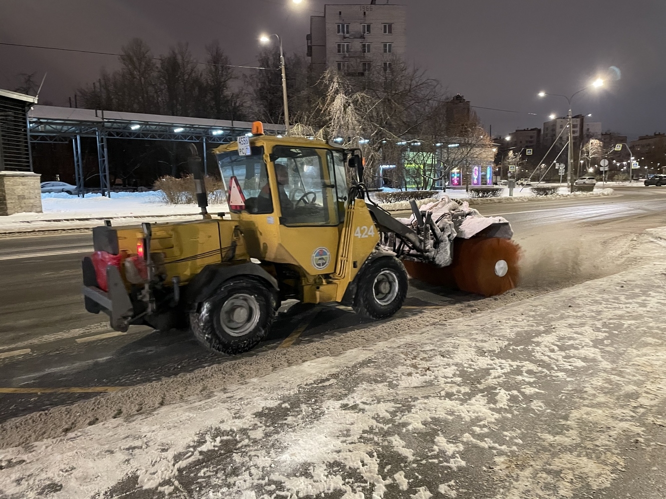 В Петербурге сотрудники дорожных служб рассказали о выполненной уборке  снега - АБН 24