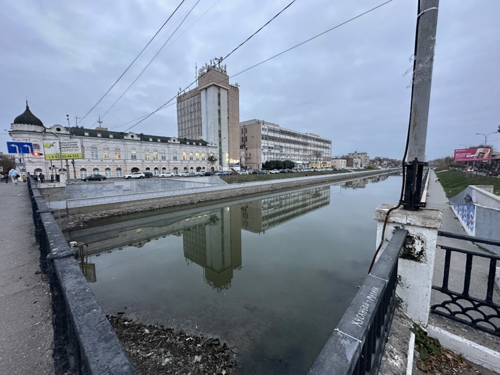 Астрахань Волга обмеление река мост