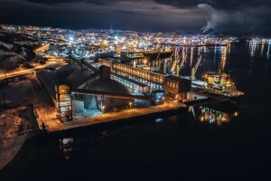 Фото