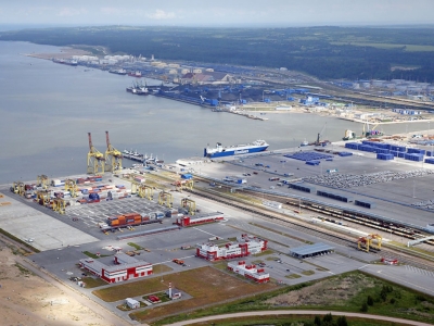 Подписано соглашение о развитии портовых мощностей в Ленобласти