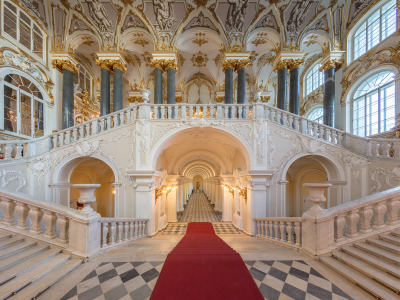 Петербуржцам рассказали о программе Дней Эрмитажа с бесплатным входом и шоу