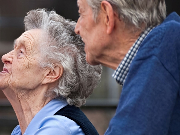 В России хотят перевести пенсионеров на удаленную работу - Фото