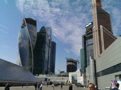 Собянин: в Москве благоустроят 2,5 тысячи общественных пространств 