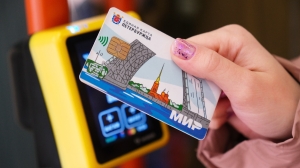 В Госдуме предложили ввести бесплатные транспортные карты для бюджетников - Фото