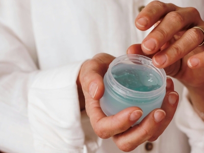 Авито: жители СЗФО тратят на косметику почти 4 тысячи рублей в месяц