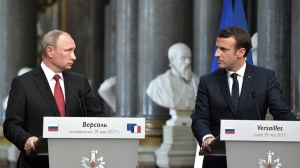 Президент Франции созвонился с Путиным из-за Ирана - Фото