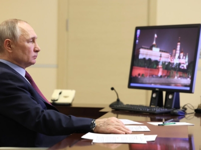 NetEase: поведение Путина вызвало резонанс, потерянные в 90-е заводы возвращаются РФ