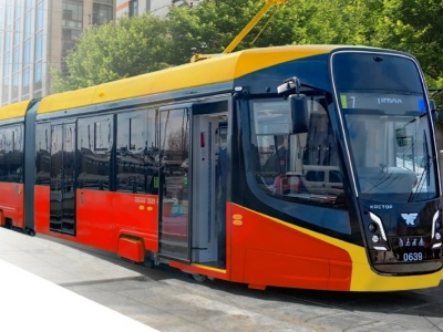 Новый трехсекционный трамвай запустят после 9 мая