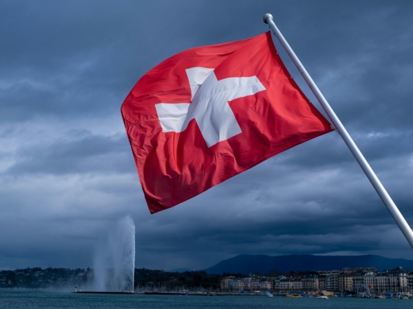 Швейцария разблокировала связанные с РФ активы на 318 млн долларов - Фото