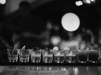 Для 700 «наливаек» Ленобласти вступит в силу запрет на продажу алкоголя