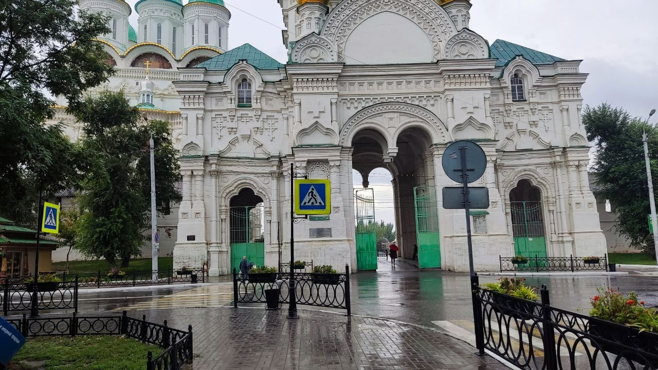 Астрахань утонула в дождевой воде - АБН 24