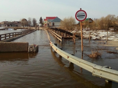 В Тюменской области могло затопить трассу Тюмень-Омск
