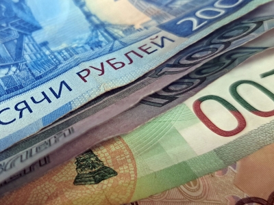 Дефицит бюджета Мурманской области снизился до 400 млн рублей