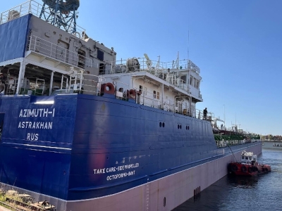 Начались швартовные испытания танкера «‎Азимут-1» в Астрахани