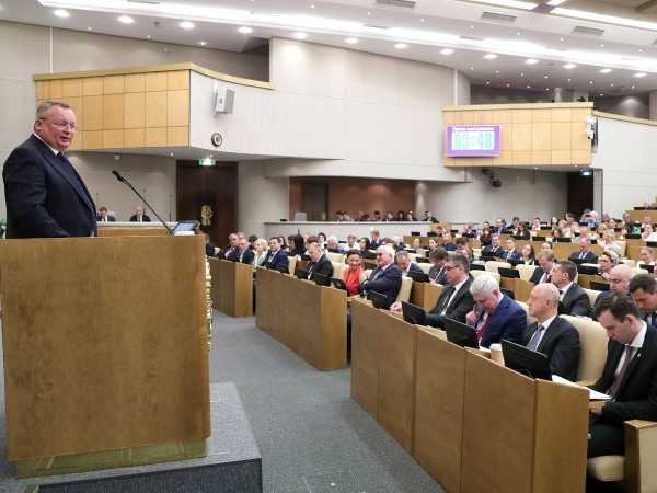 Госдума грозит потребовать от правительства ускорить поправки закона о мигрантах - Фото