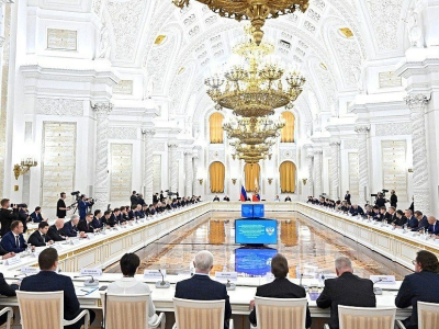 Губернатор Астраханской области принял участие в заседании Госсовета под председательством президента