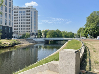 Через Черную речку в Петербурге возвели мост с односторонним движением