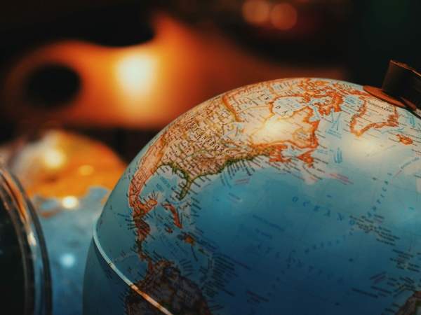 Посол США заявил, что Россия планирует политику на век вперед - Фото