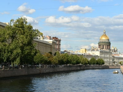 В Петербурге сохранится аномальная жара