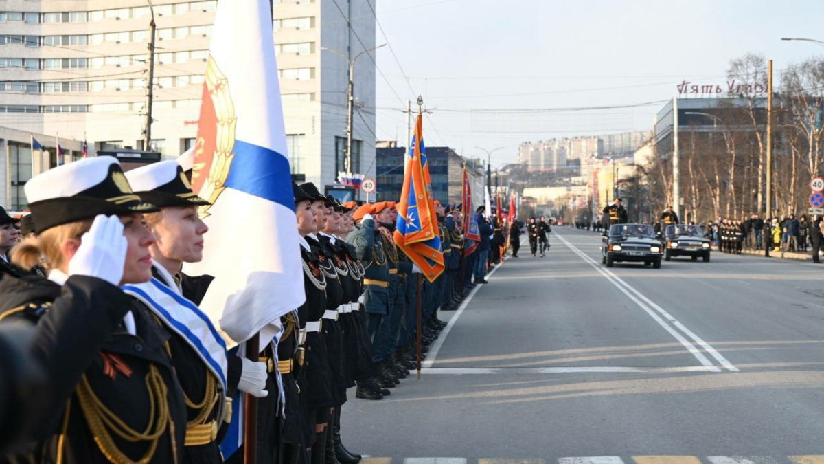 В Мурманске прошла генеральная репетиция парада Победы - АБН 24