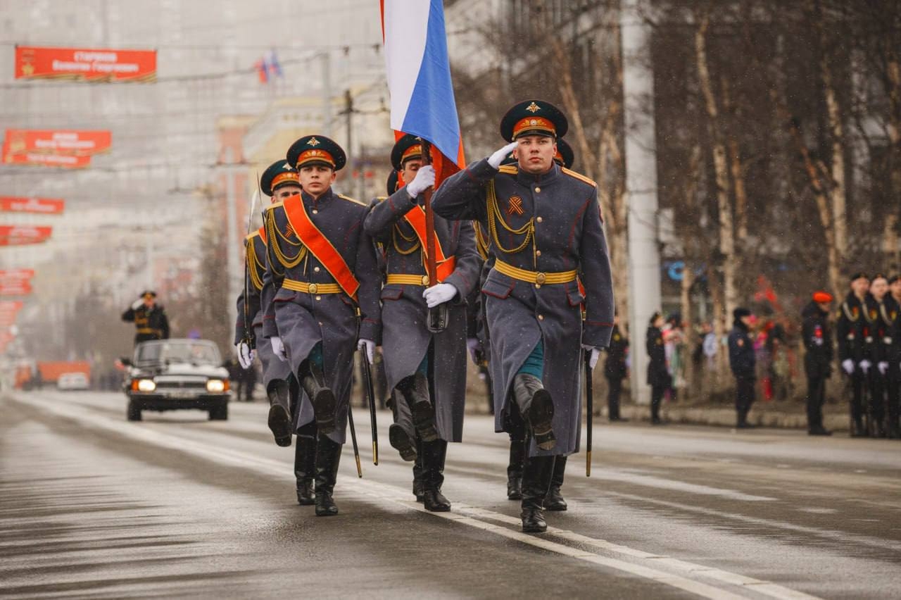 В Мурманске состоялся парад в честь 79-й годовщины Дня Победы - АБН 24