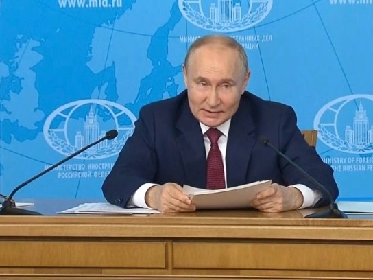Путин рассказал о коммуникации с западными странами в условиях деградации отношений - Фото