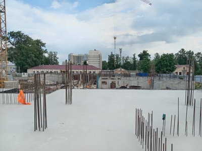 Строительство поликлиники в Кировске будет завершено до конца 2025 года