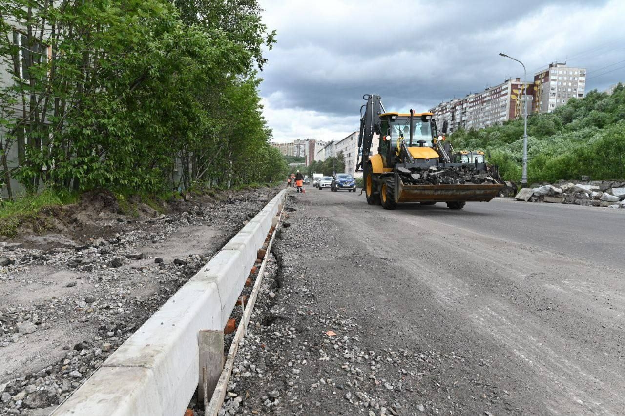 В Мурманске завершили ремонт четырех дорожных участков в рамках нацпроекта  - АБН 24