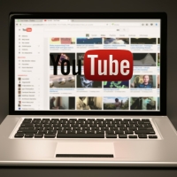 Новое противостояние: какой видеохостинг сменит YouTube в России