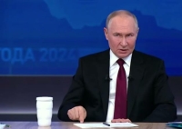 Песков анонсировал прямую линию с Путиным - Фото
