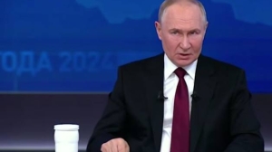 Песков анонсировал прямую линию с Путиным - Фото