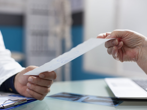 Обнародован новый список разрешенных причин, чтобы взять больничный - Фото