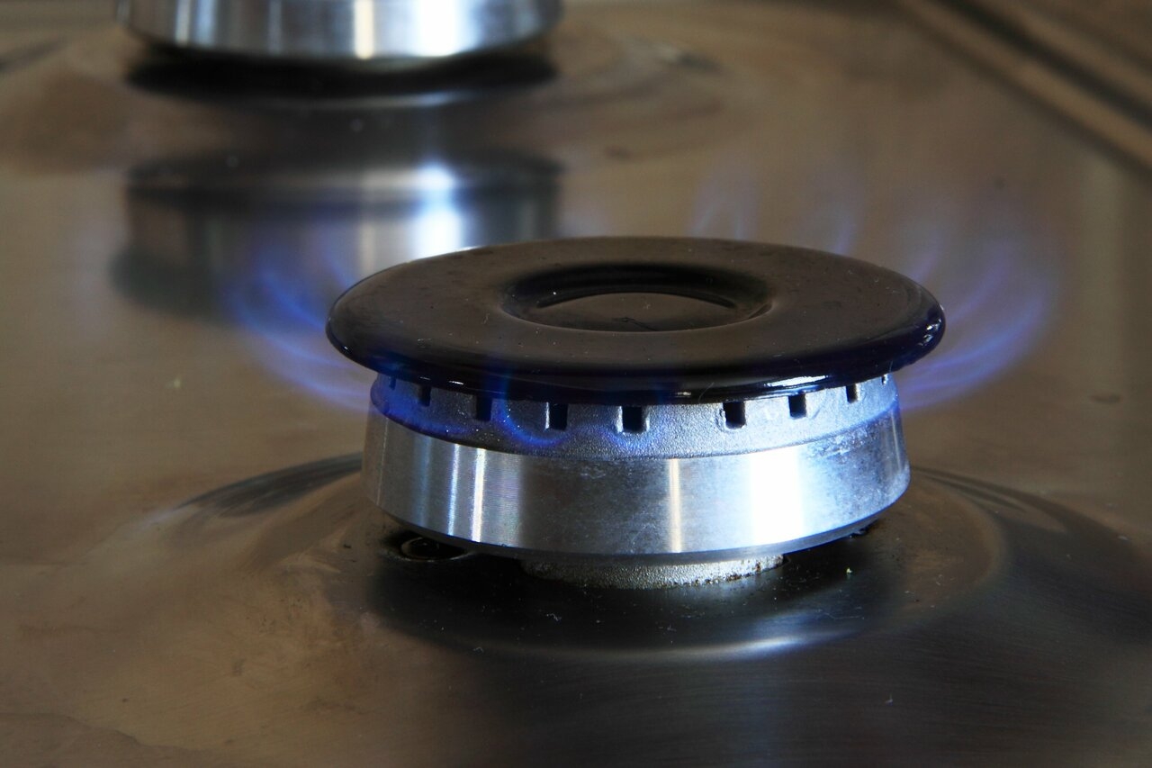 https://cdn.abnews.ru/storage/wp-content/uploads/2025/01/wheel-cooking-natural-kitchen-flame-fire-1159543-pxhere.com_.jpg__0_0x0.jpg