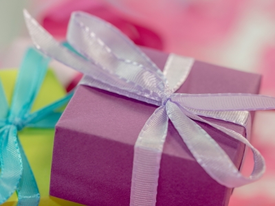 Авито Услуги: почему важно не откладывать покупку подарков и как с этим связана логистика