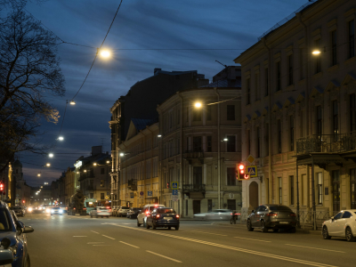 В Петербурге проспект Римского-Корсакова оборудовали новыми источниками света
