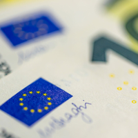 Грабеж среди дня в центре Европы: к чему приведет иск ЦБ РФ к Euroclear